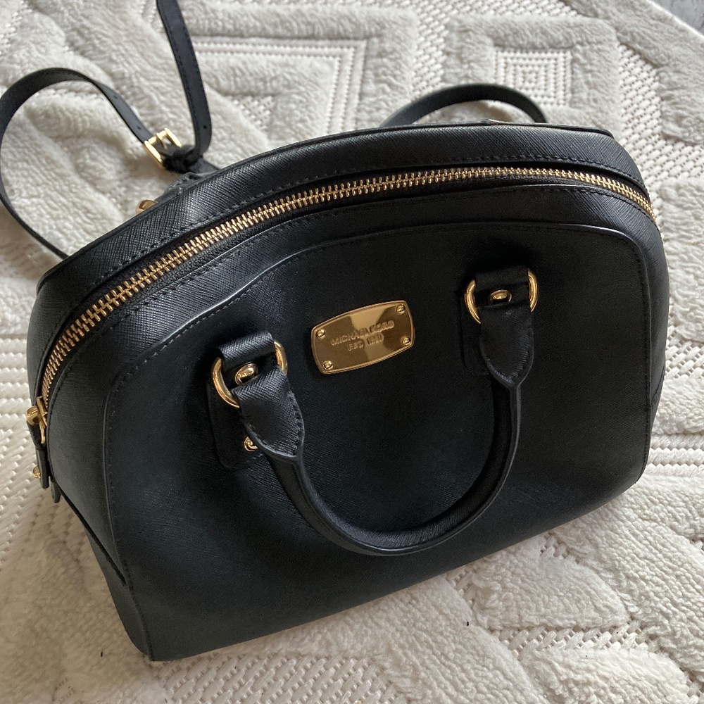 Black Michael Kors Satchel Crossbody